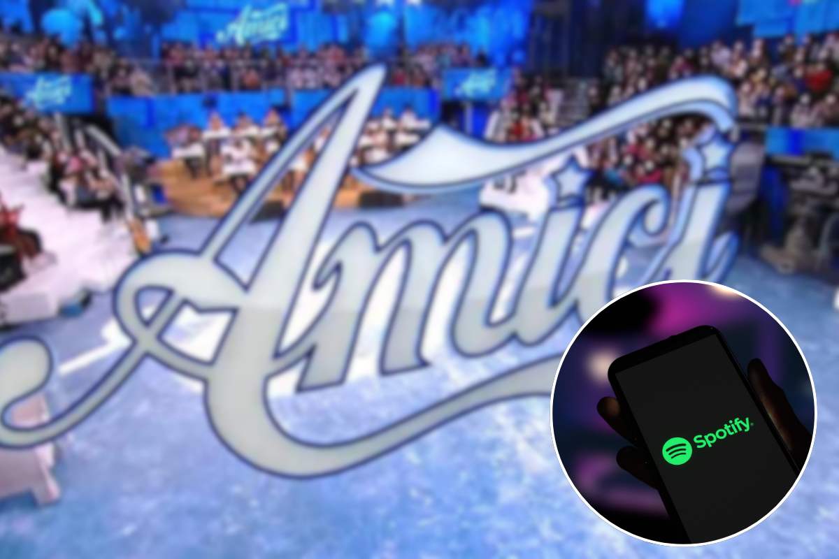 Logo Amici e telefono con Spotify